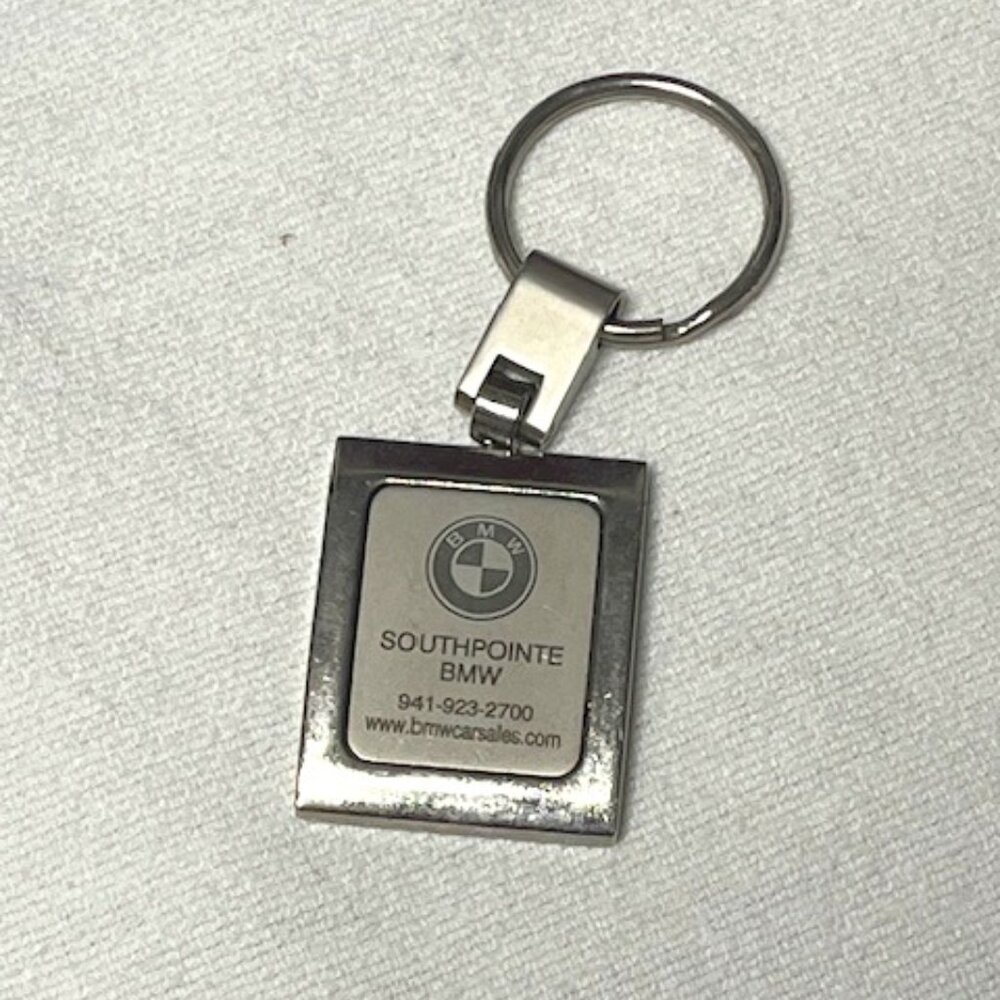 BMW Silver Toned Metal Logo Car Key Holder Key Chain Southpointe BMW